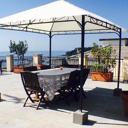 Riviera Mare Apartment Varazze Exterior foto