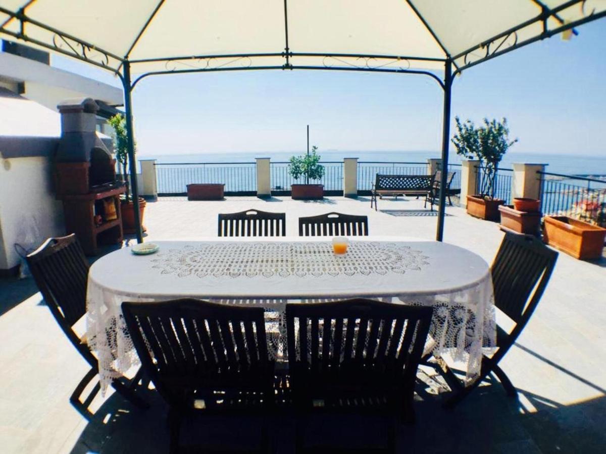 Riviera Mare Apartment Varazze Exterior foto